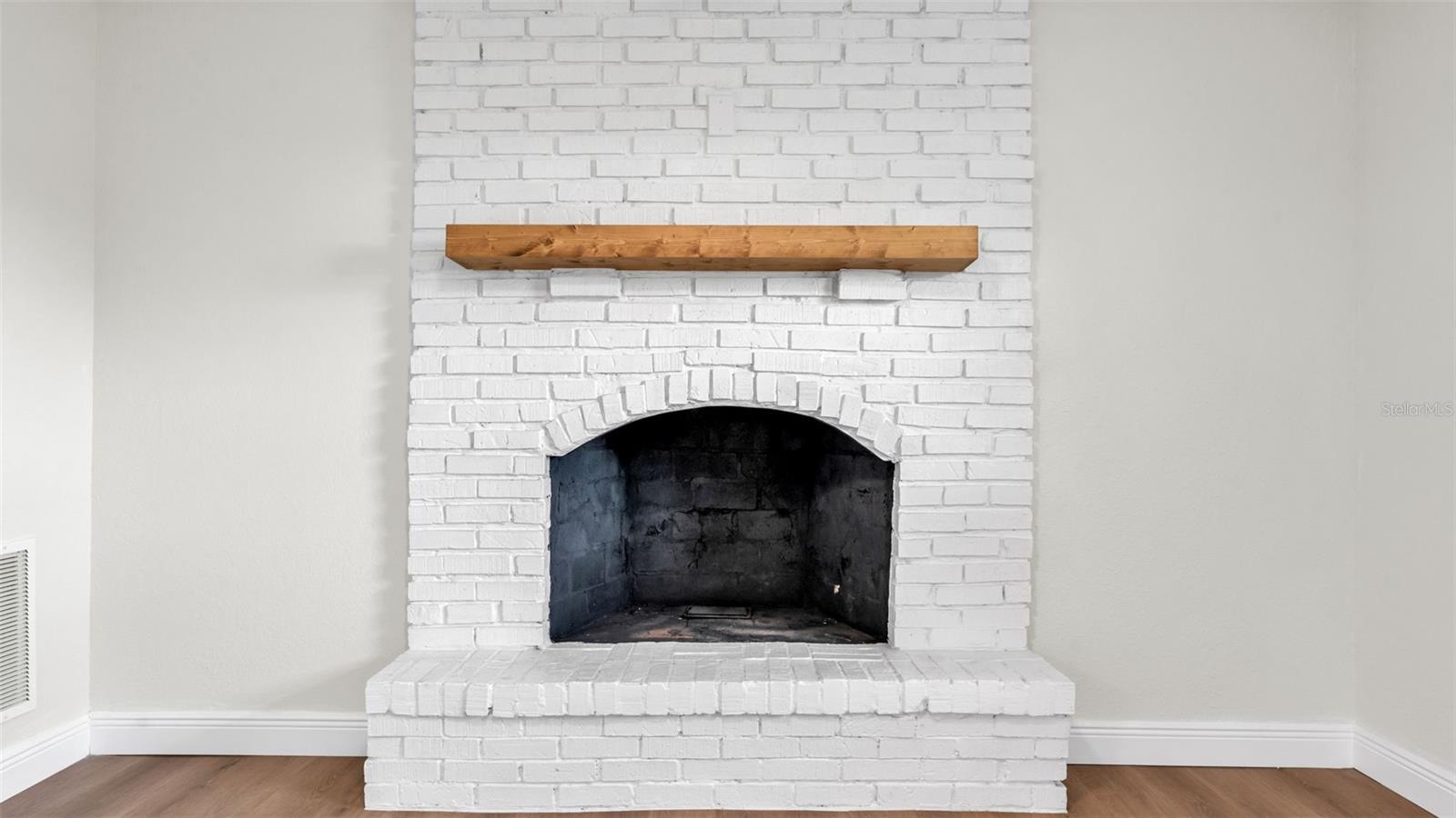 BIG BEN ACRES - Residential