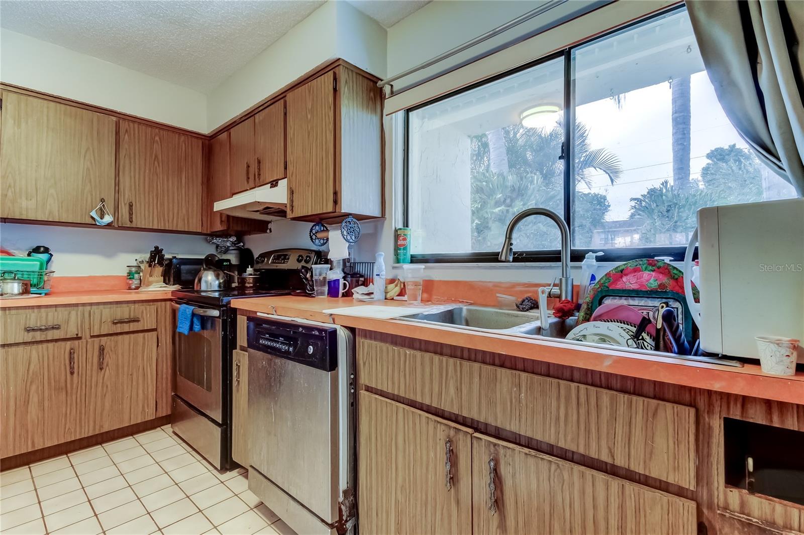 TROUBLE CREEK VILLAS - Residential