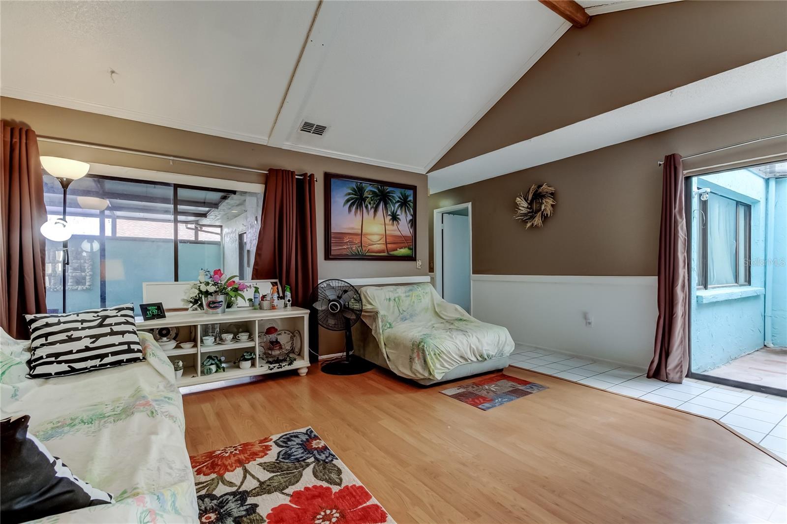 TROUBLE CREEK VILLAS - Residential