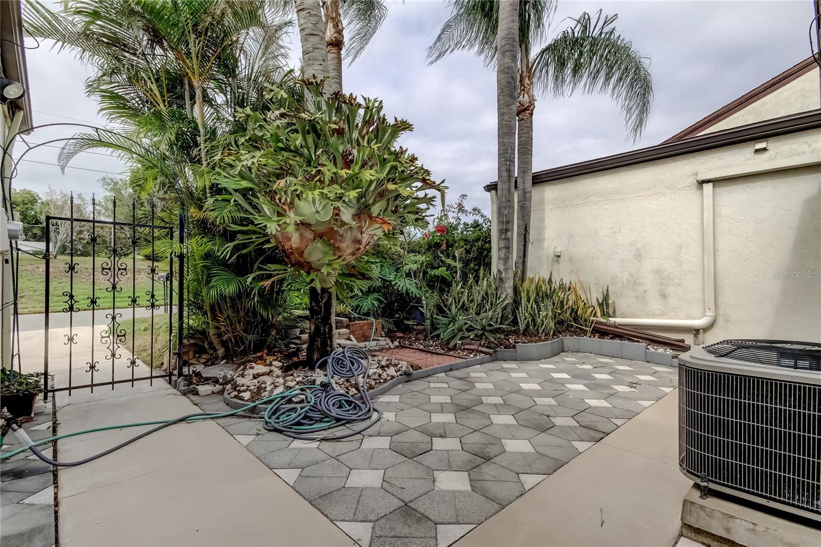 TROUBLE CREEK VILLAS - Residential