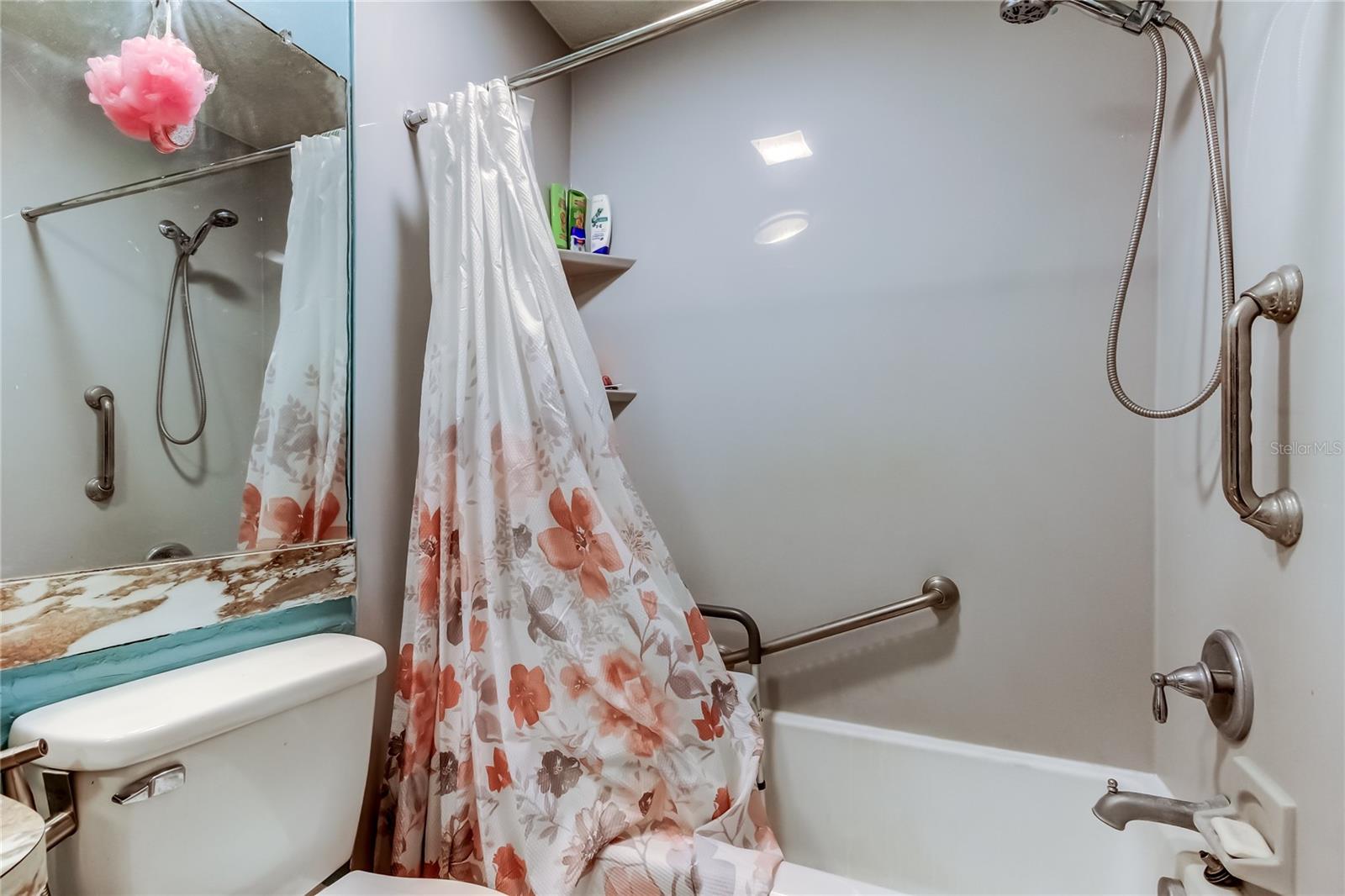 TROUBLE CREEK VILLAS - Residential