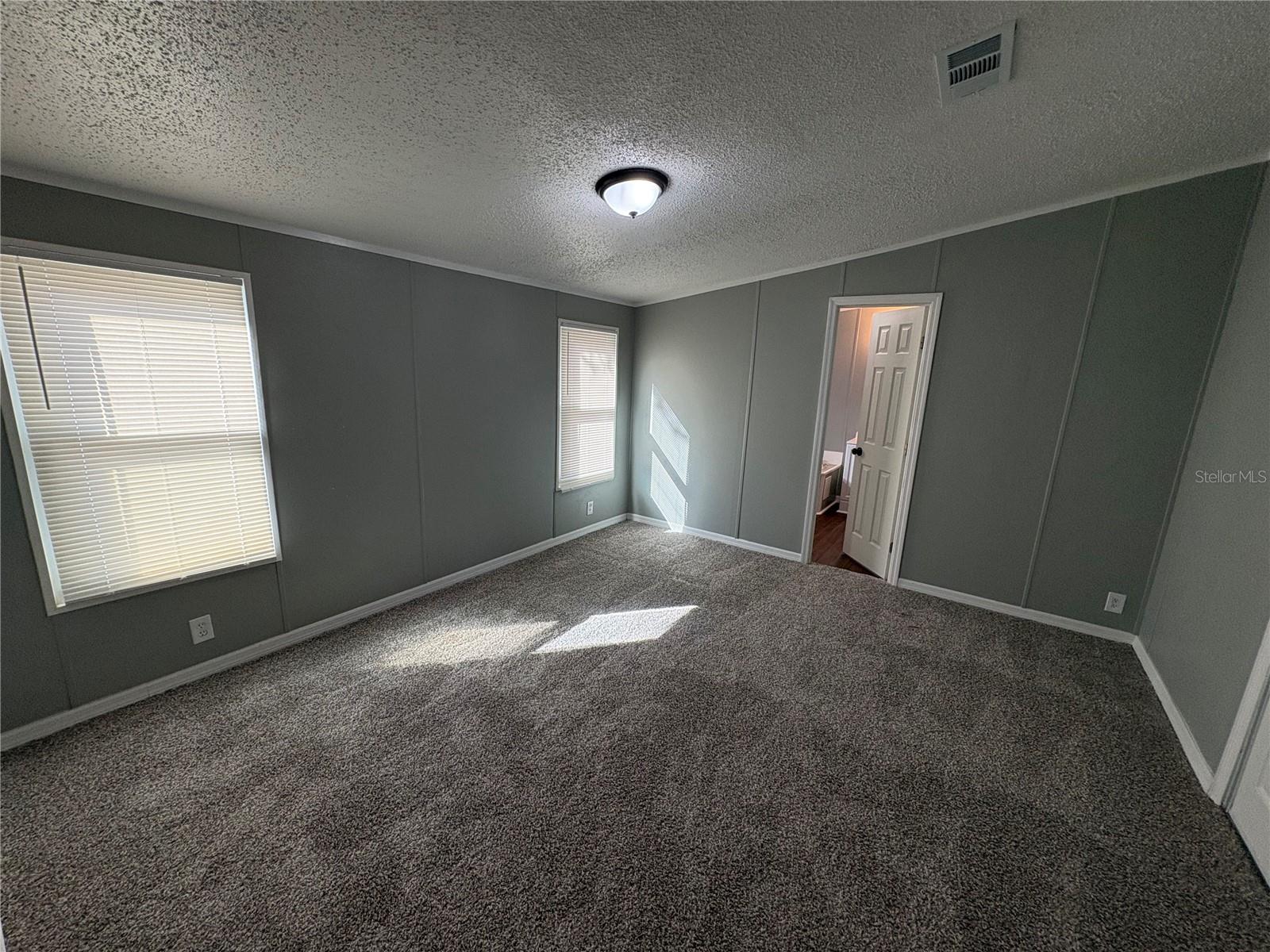 OAK HAMMOCK ESTATES - Residential