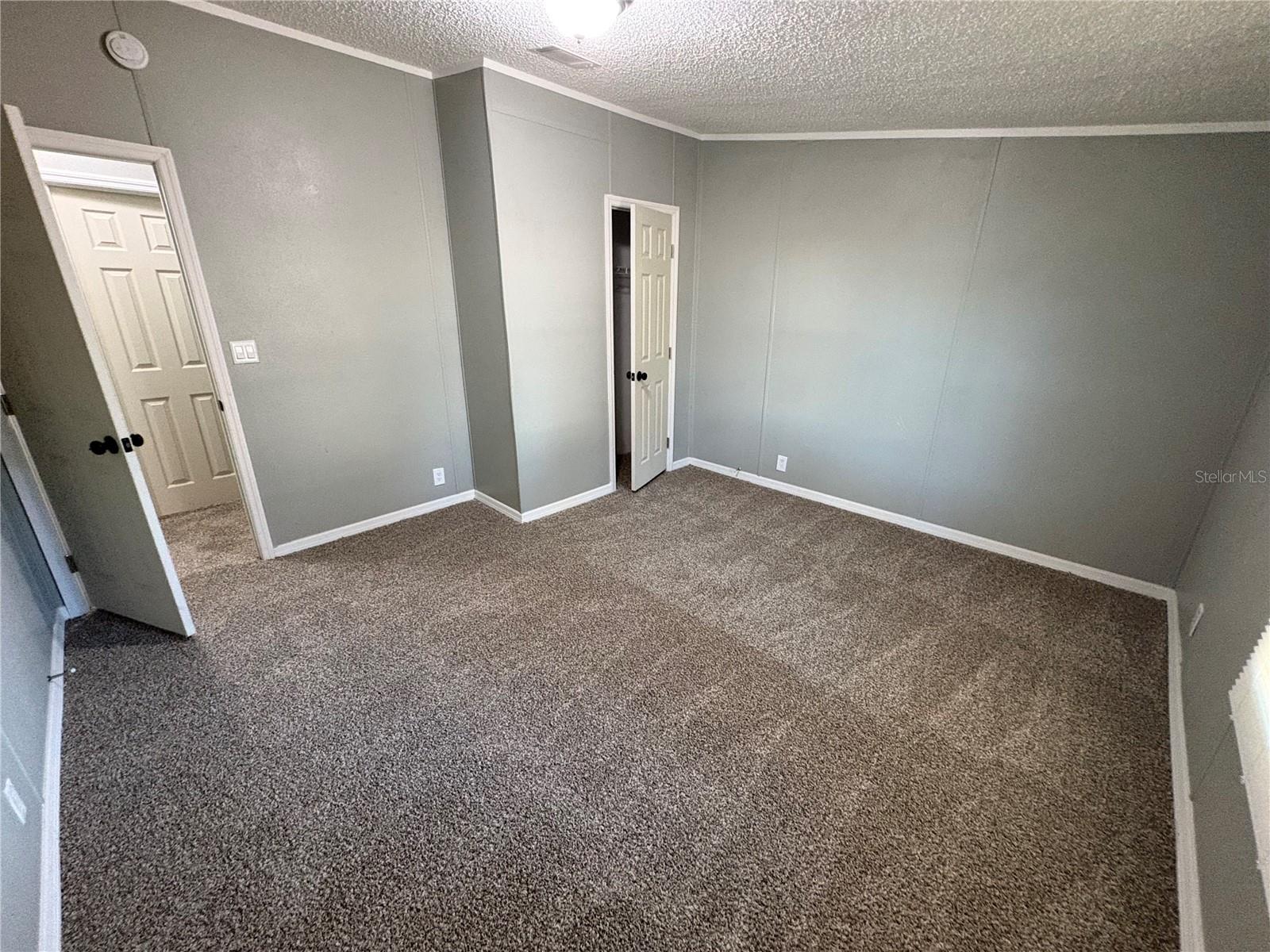 OAK HAMMOCK ESTATES - Residential