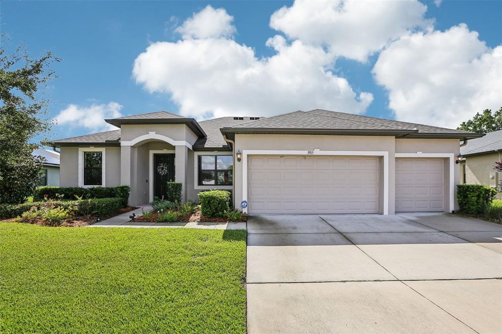 Photo of 3915 Salida Delsol Drive, Sun City Center, FL 33573 (MLS # TB8434987)