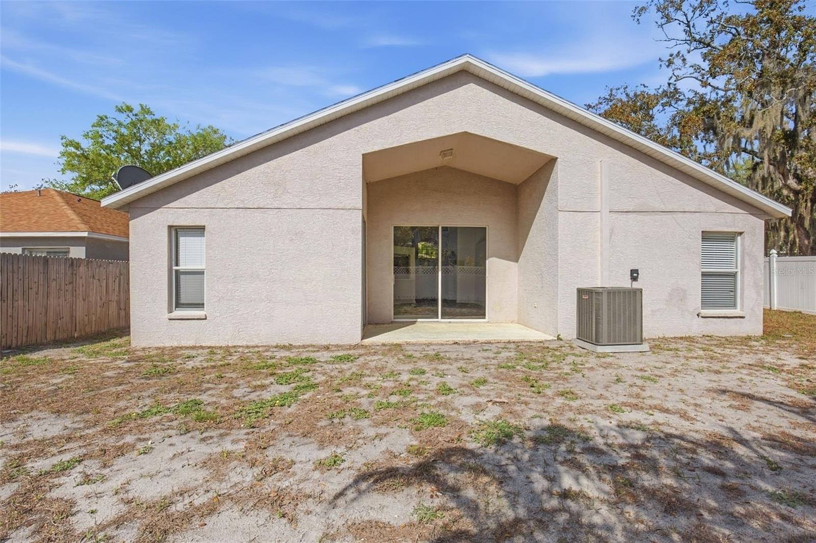 LAKESIDE TR B - Residential