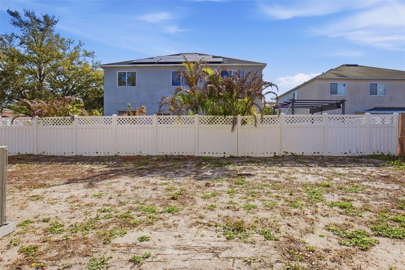 LAKESIDE TR B - Residential