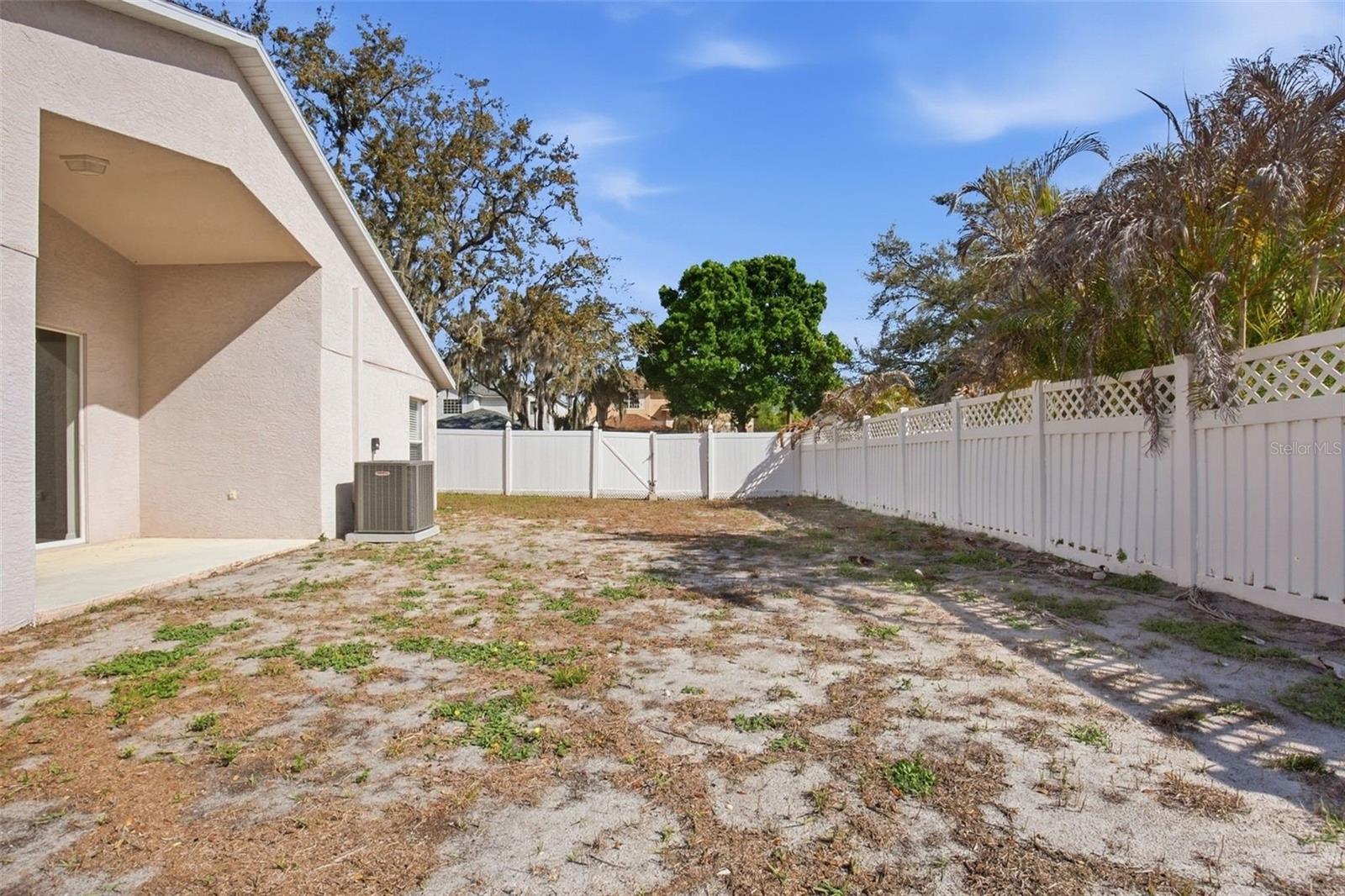 LAKESIDE TR B - Residential