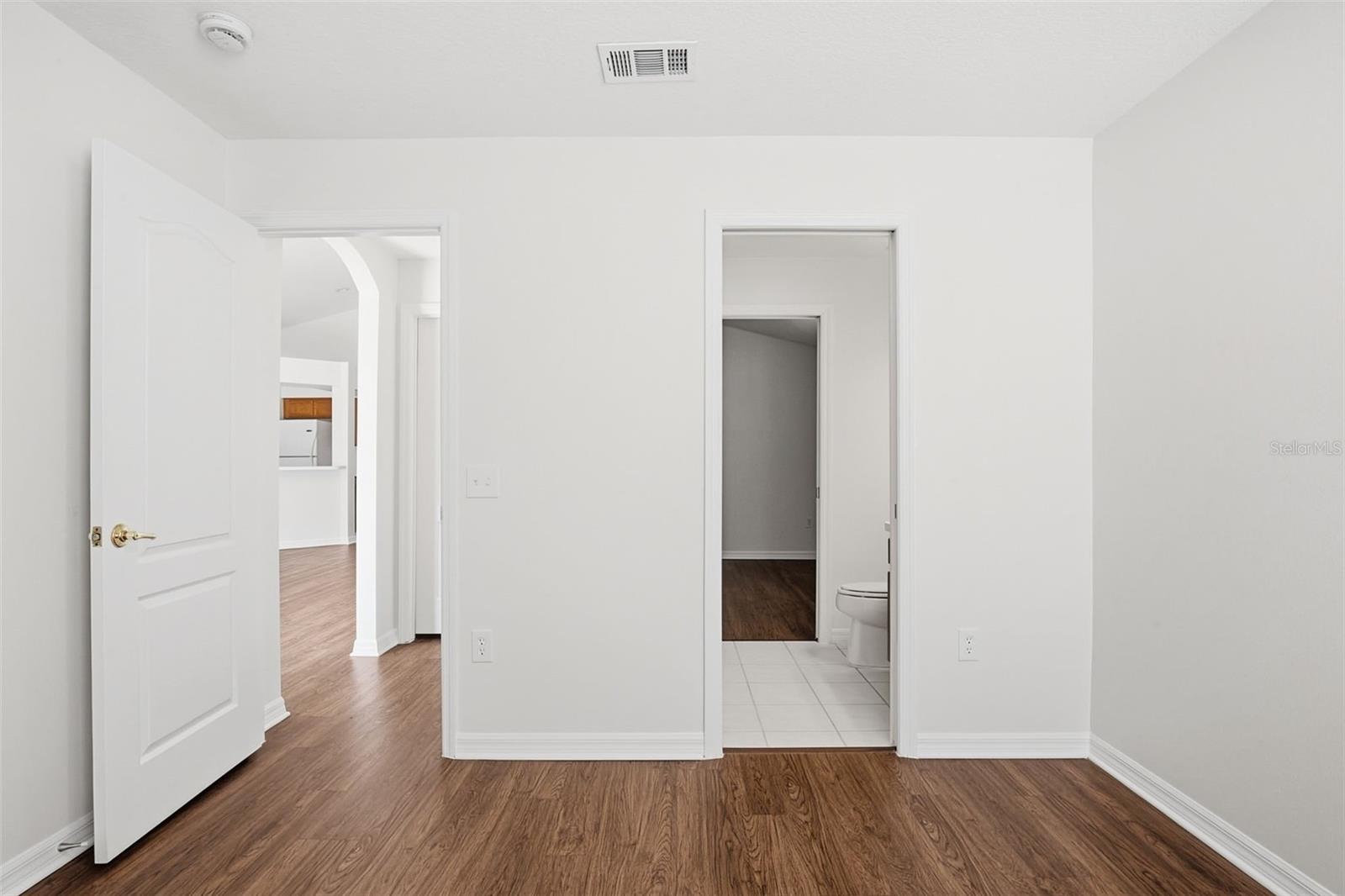 LAKESIDE TR B - Residential