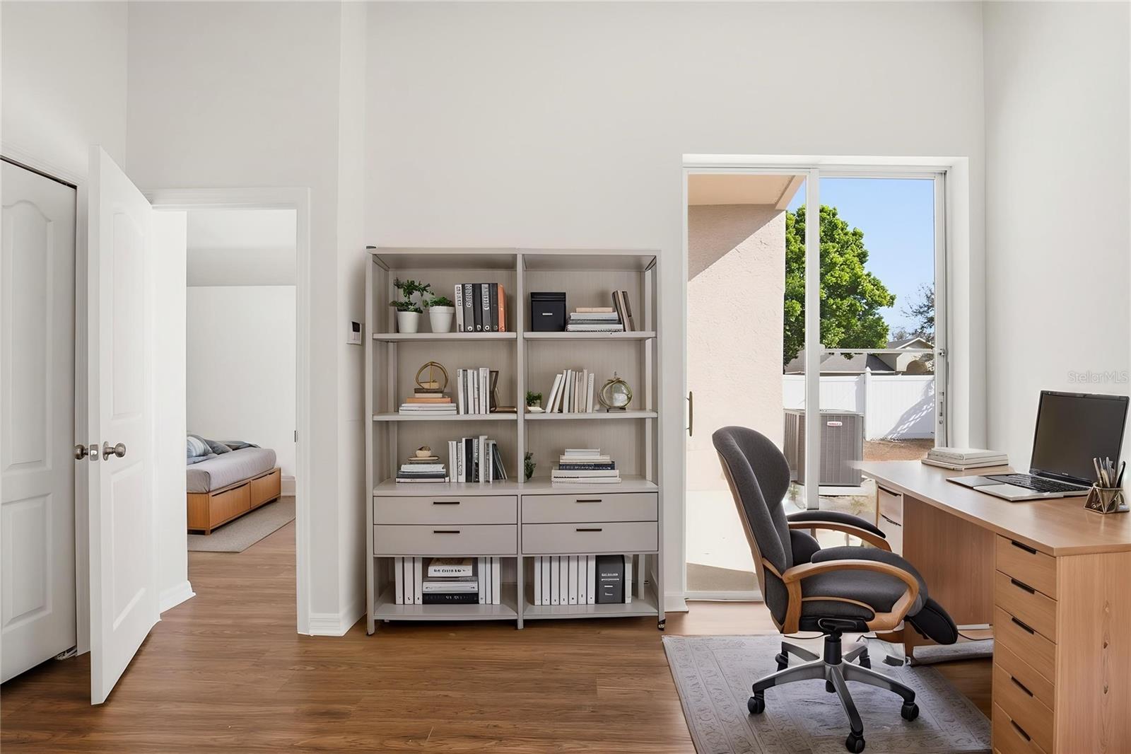 LAKESIDE TR B - Residential