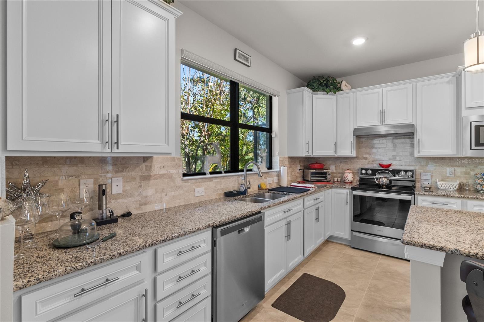 CYPRESS FALLS - Residential Lease