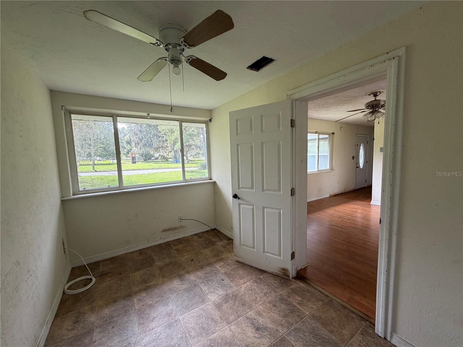 WYOMINA CREST - Residential
