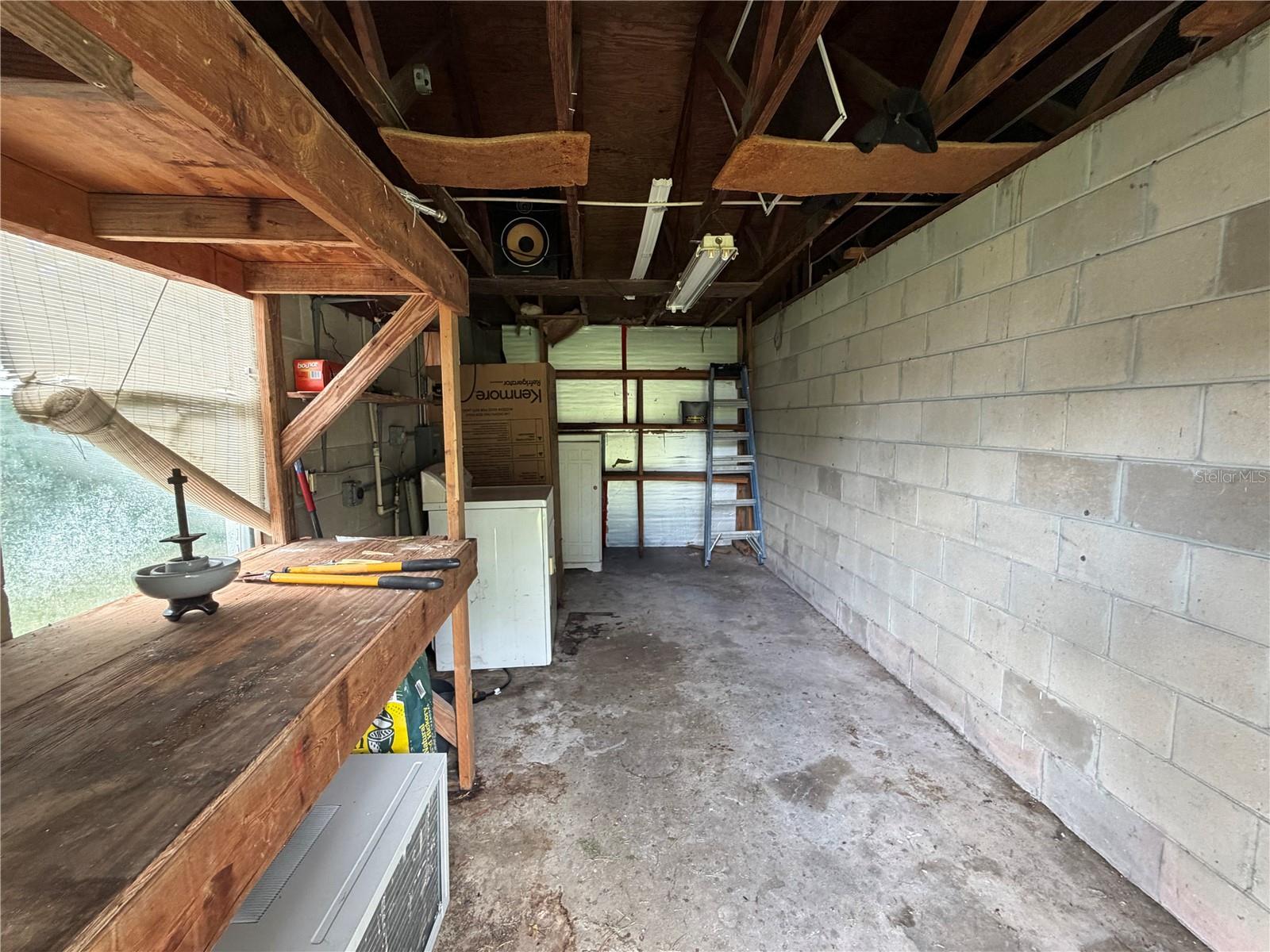 WYOMINA CREST - Residential
