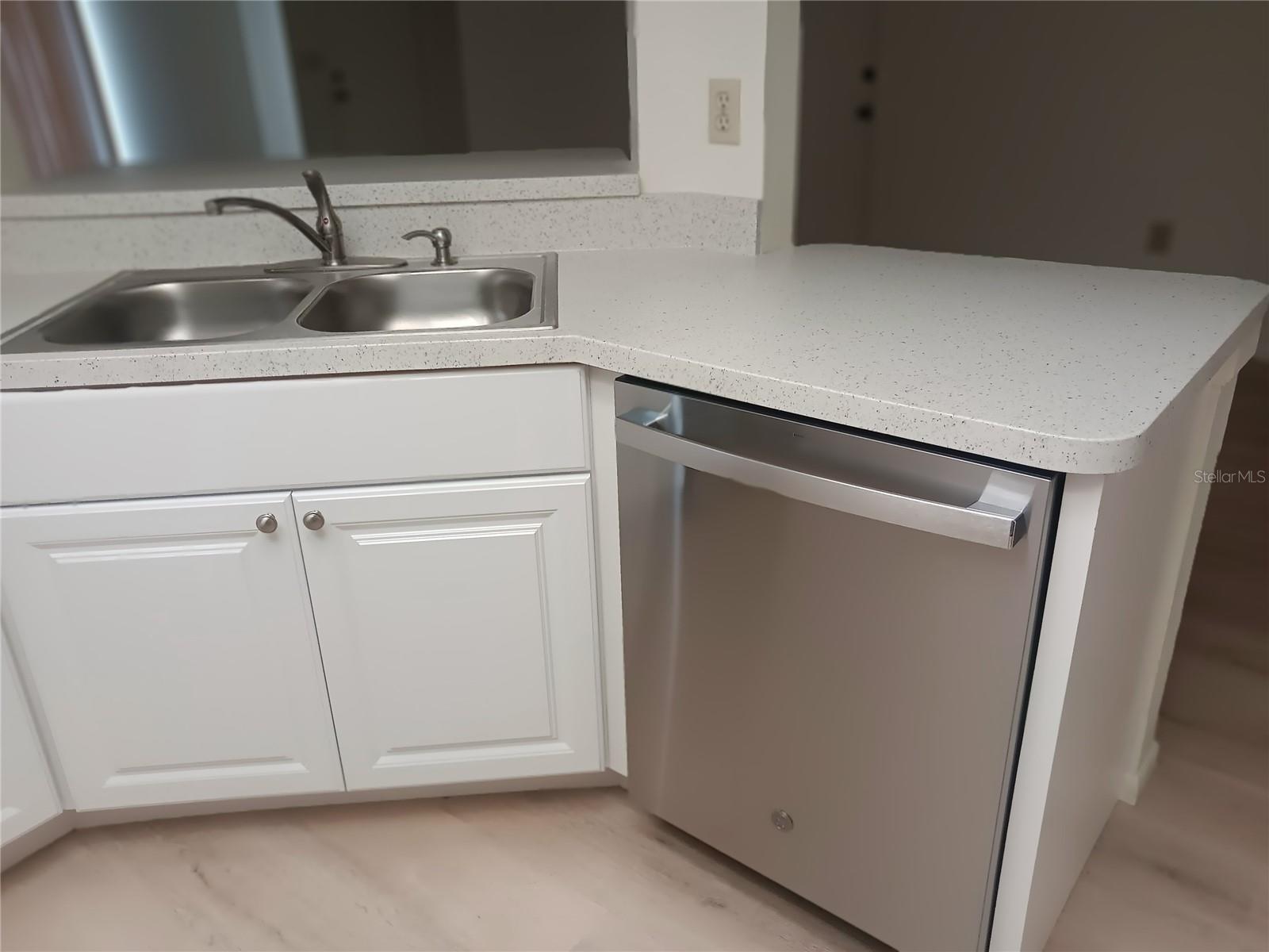 COURTYARD VILLAS - Residential