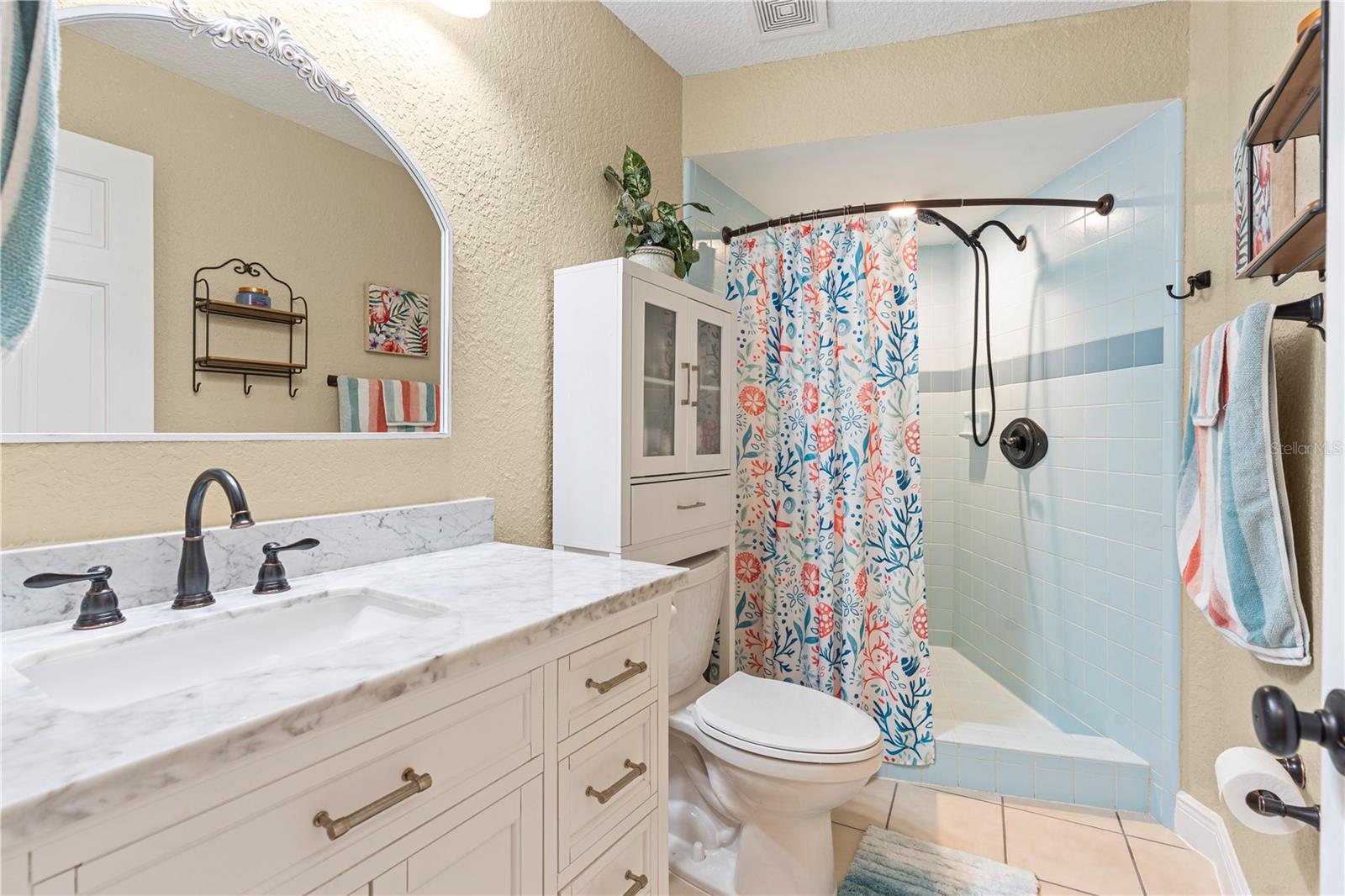 WALDEN LAKE FAIRWAY ESTATES - Residential