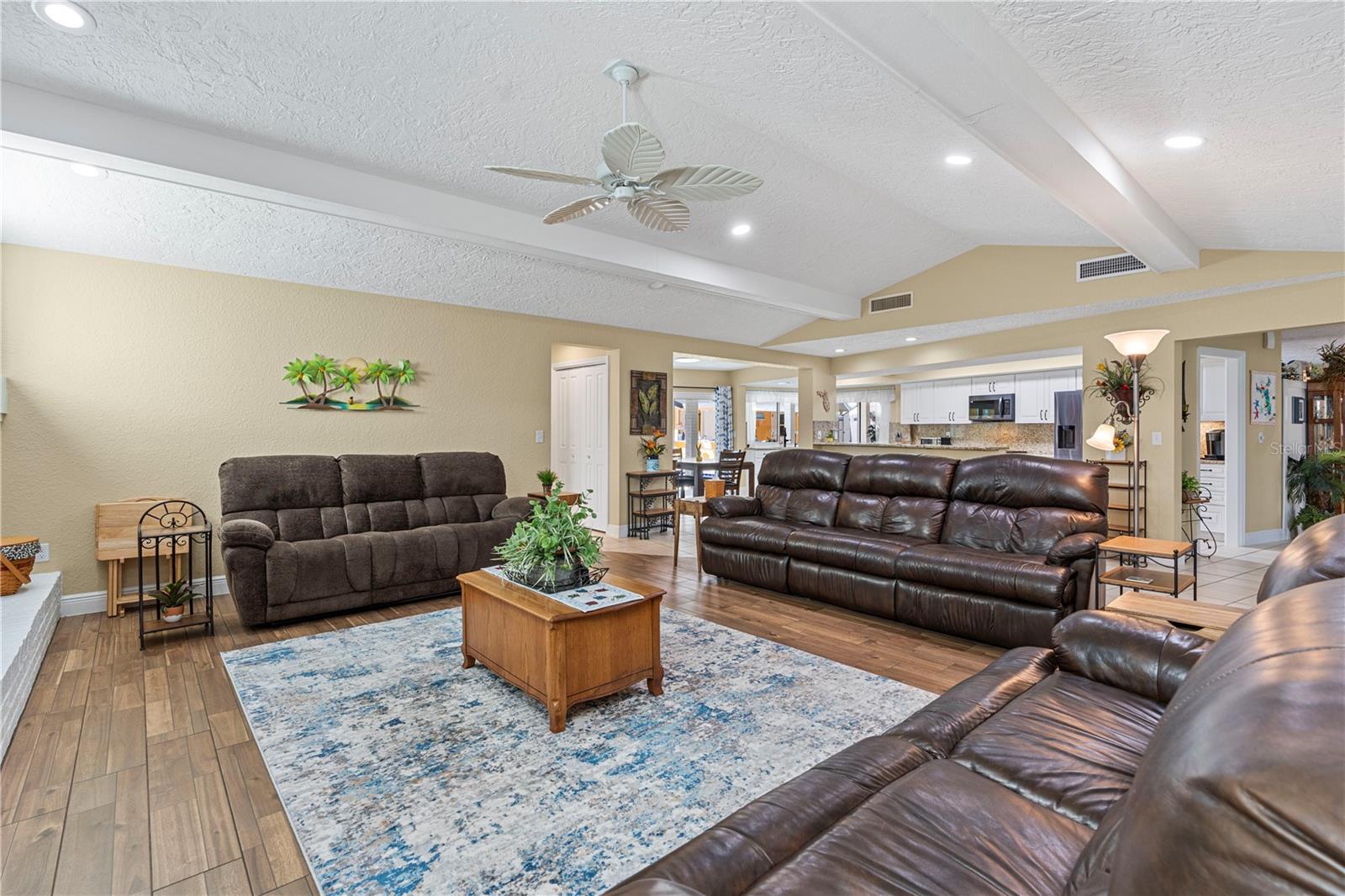 WALDEN LAKE FAIRWAY ESTATES - Residential