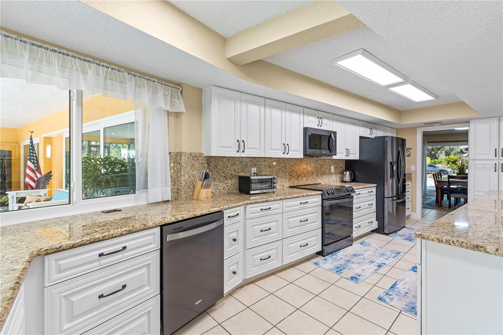 WALDEN LAKE FAIRWAY ESTATES - Residential