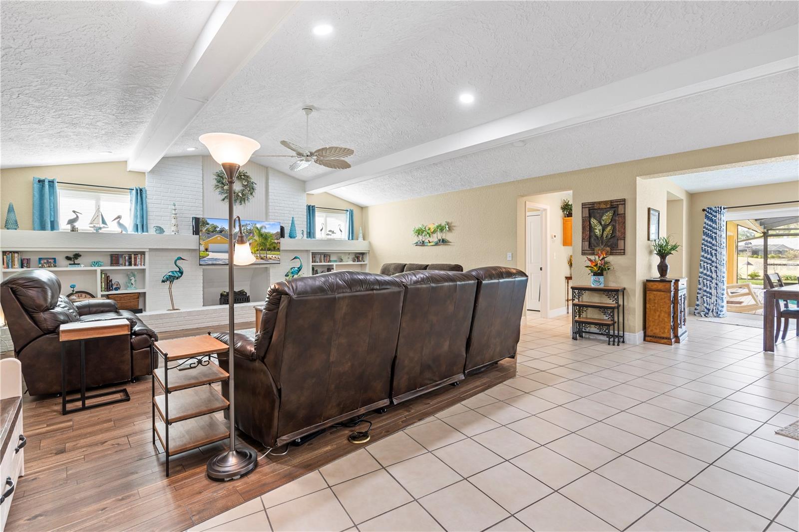 WALDEN LAKE FAIRWAY ESTATES - Residential