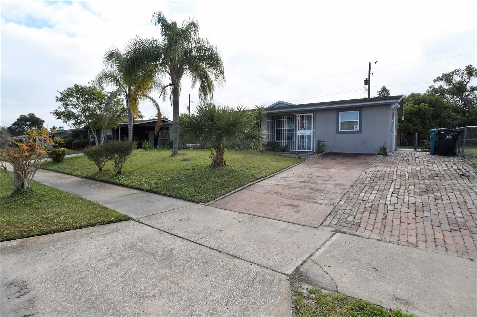 LAKE MANN ESTATES - Residential