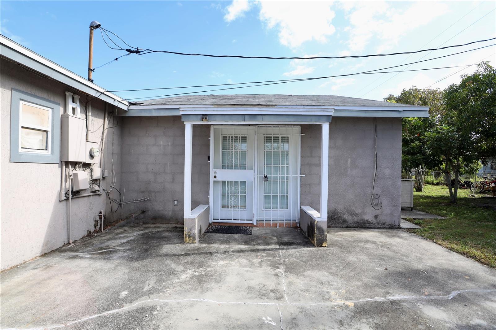 LAKE MANN ESTATES - Residential