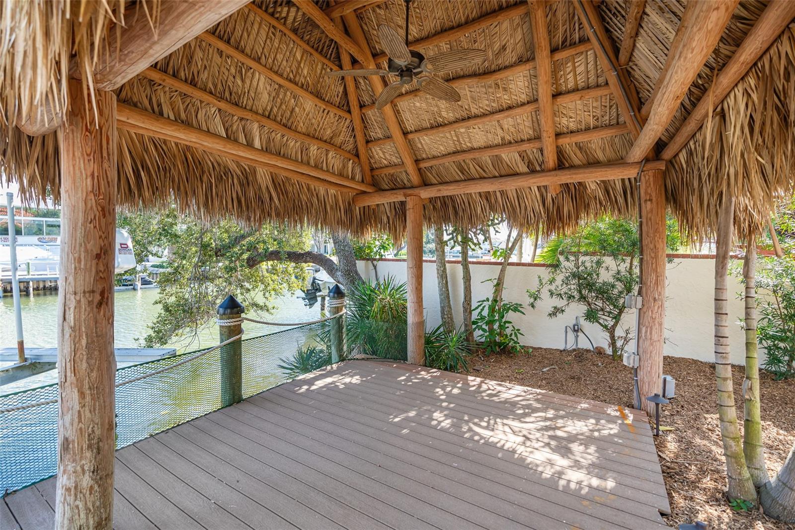 SIESTA BEACH - Residential