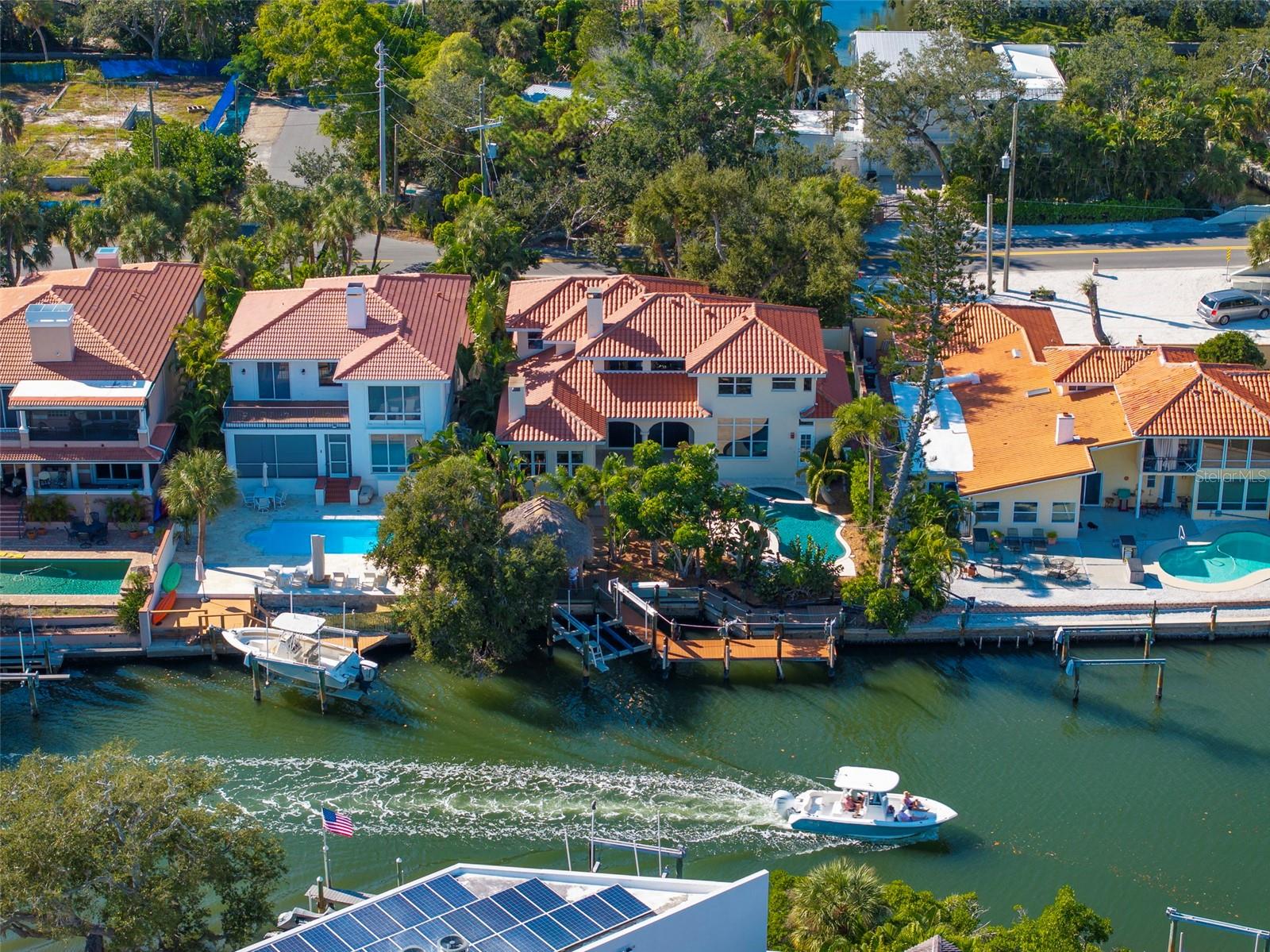 SIESTA BEACH - Residential
