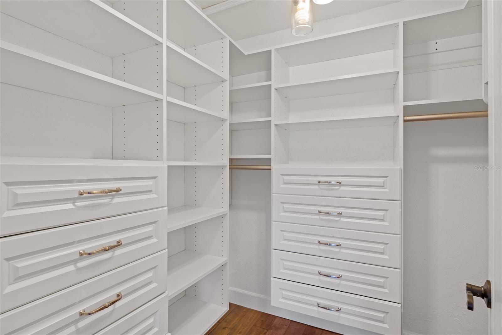 SIESTA BEACH - Residential