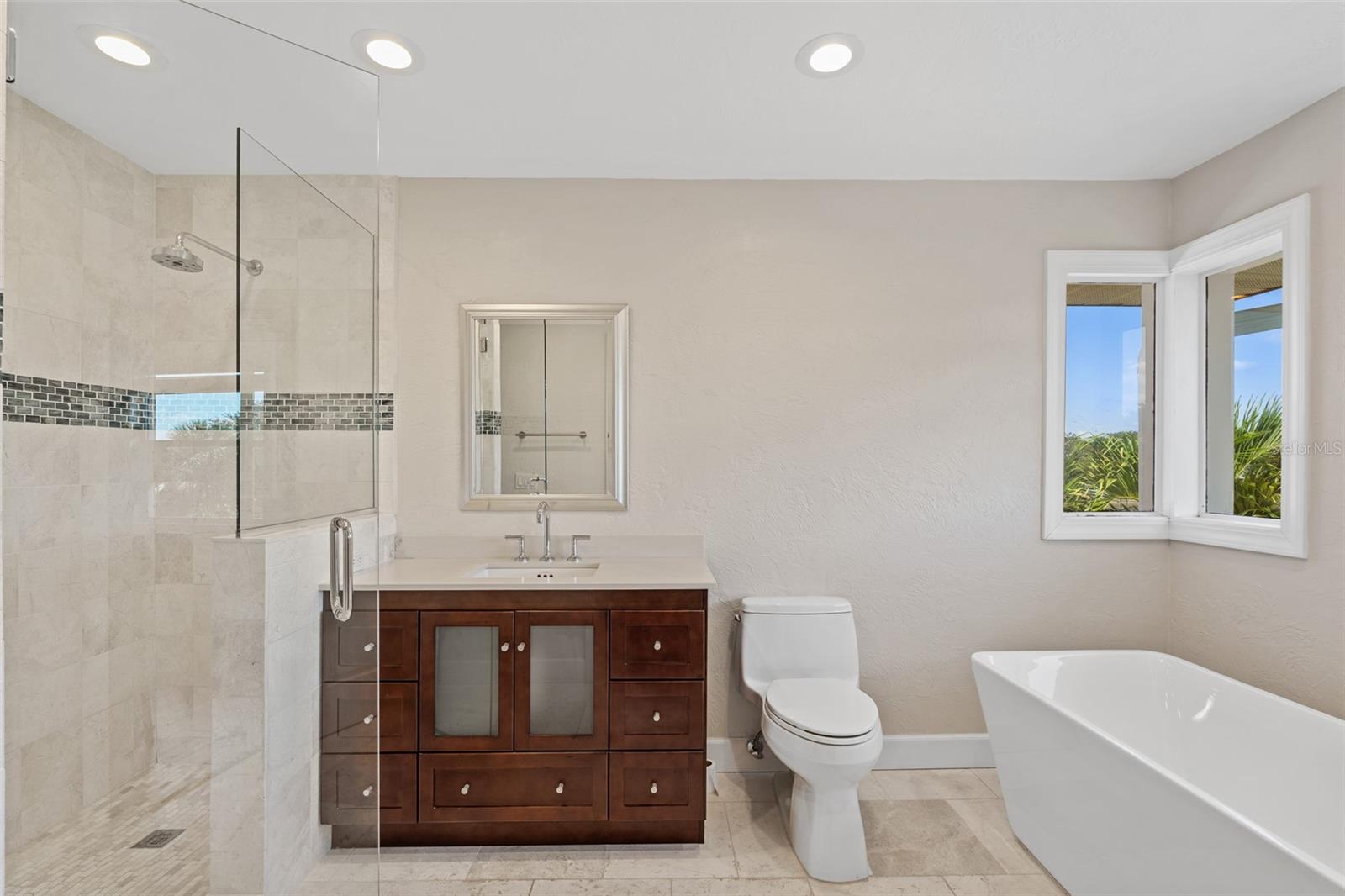 SIESTA BEACH - Residential