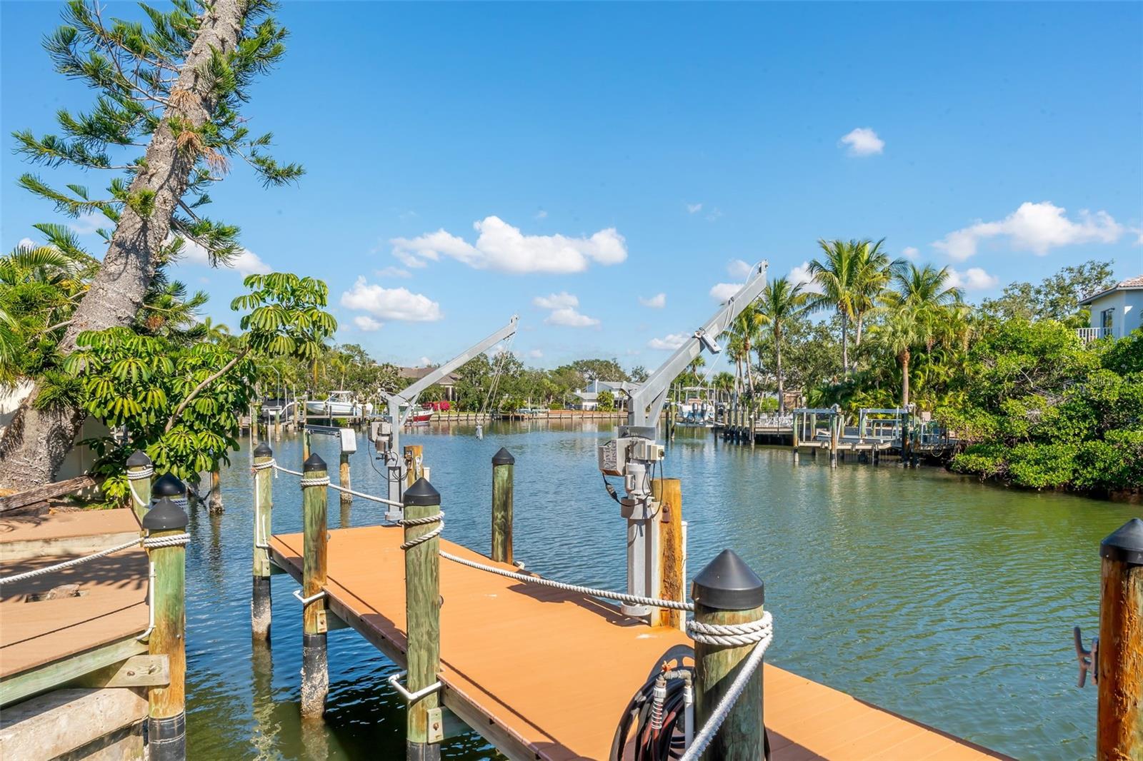 SIESTA BEACH - Residential