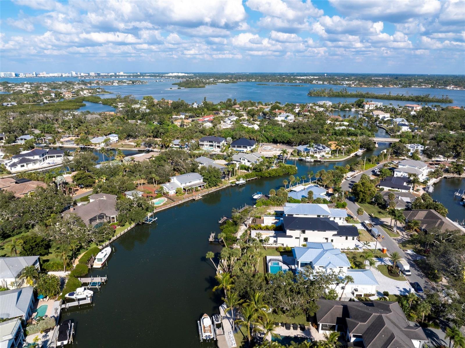 SIESTA BEACH - Residential