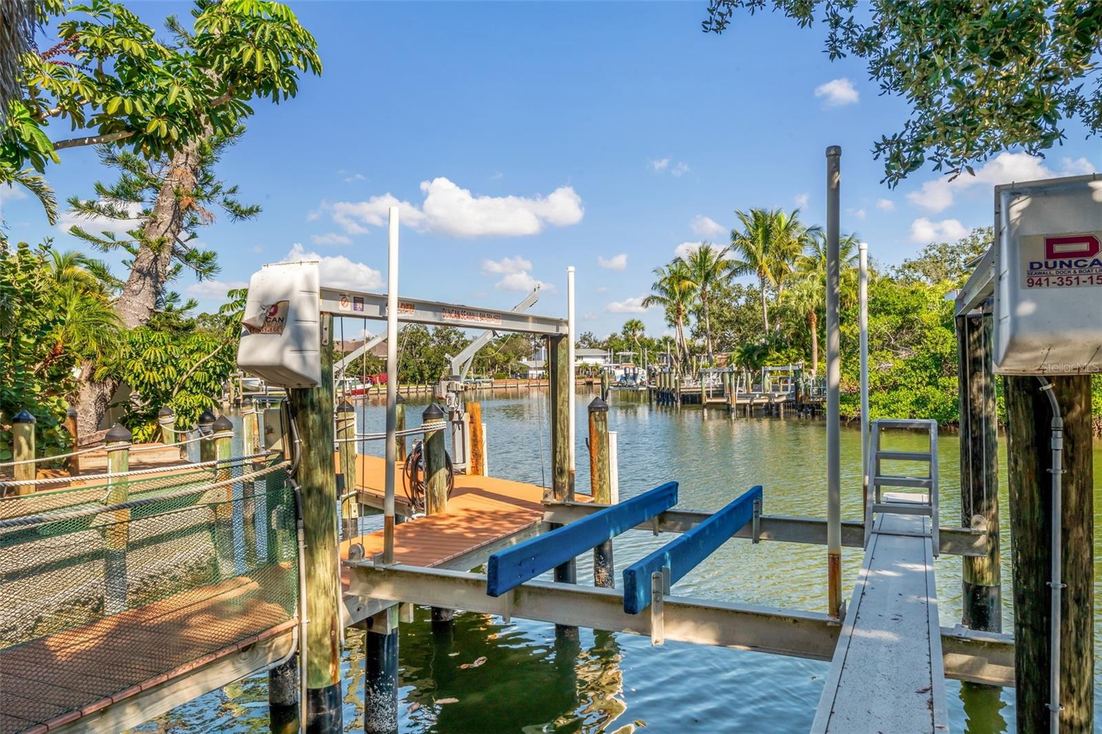 SIESTA BEACH - Residential