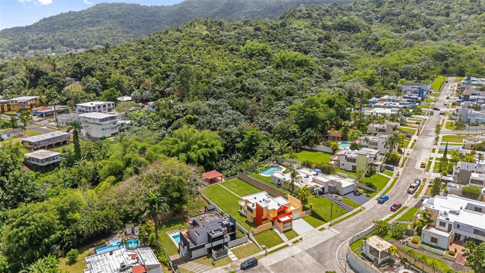 SAN PEDRO ESTATES - Residential