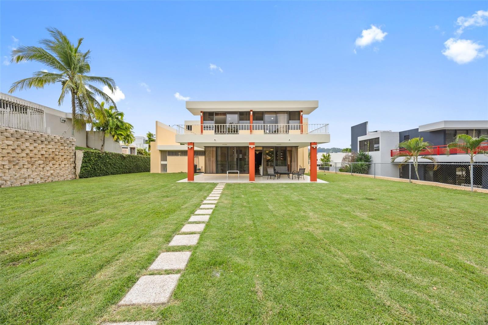 SAN PEDRO ESTATES - Residential