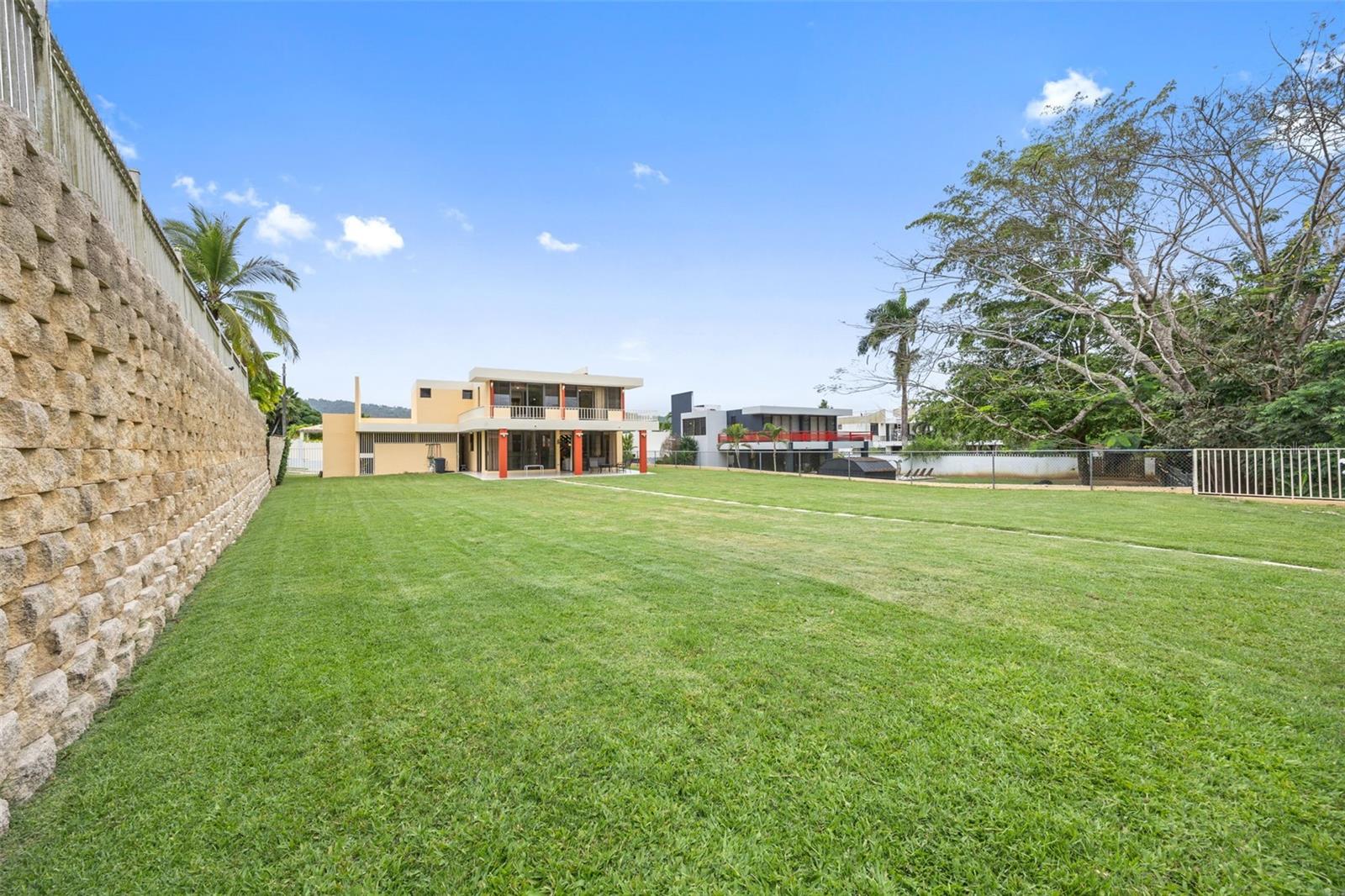 SAN PEDRO ESTATES - Residential