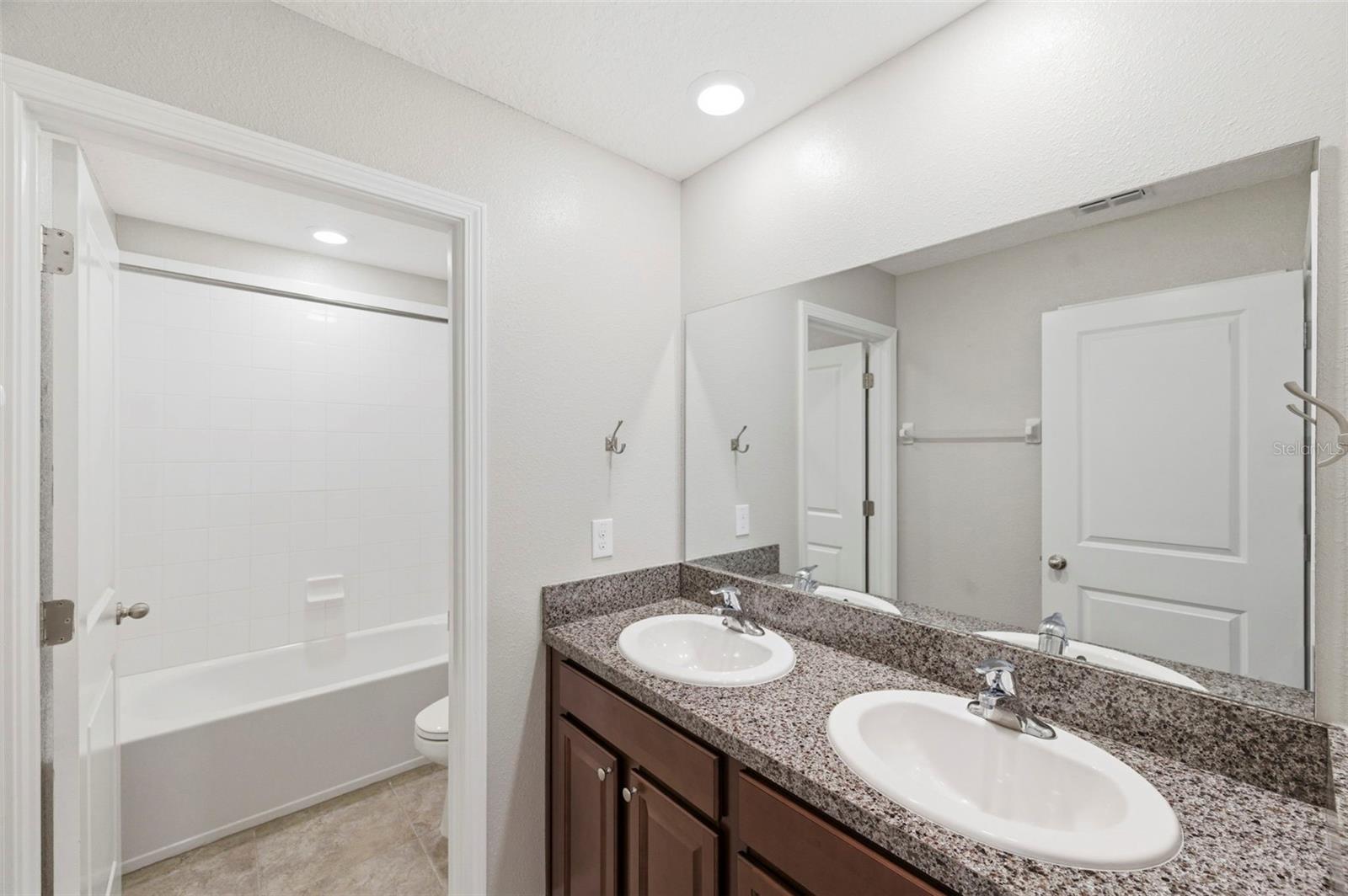 SILVERADO RANCH SUB - Residential