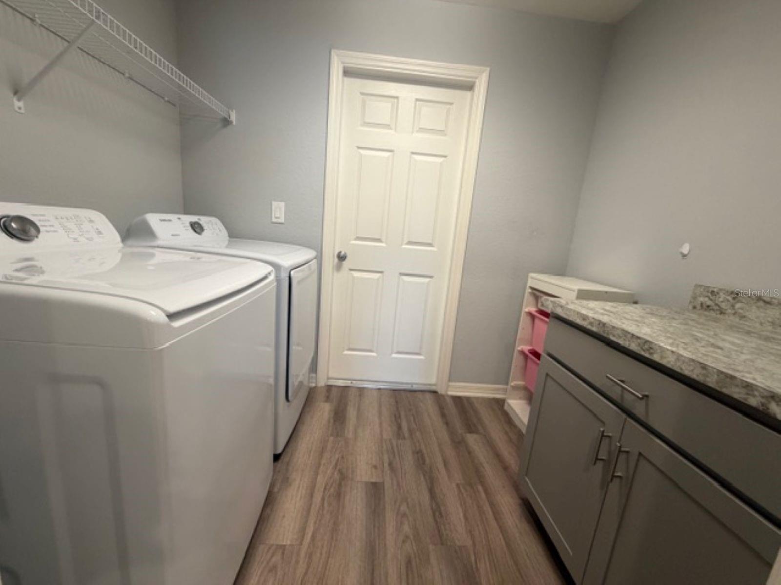 MONTICELLI/TOWER LAKE - Residential