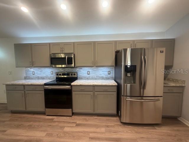 MONTICELLI/TOWER LAKE - Residential