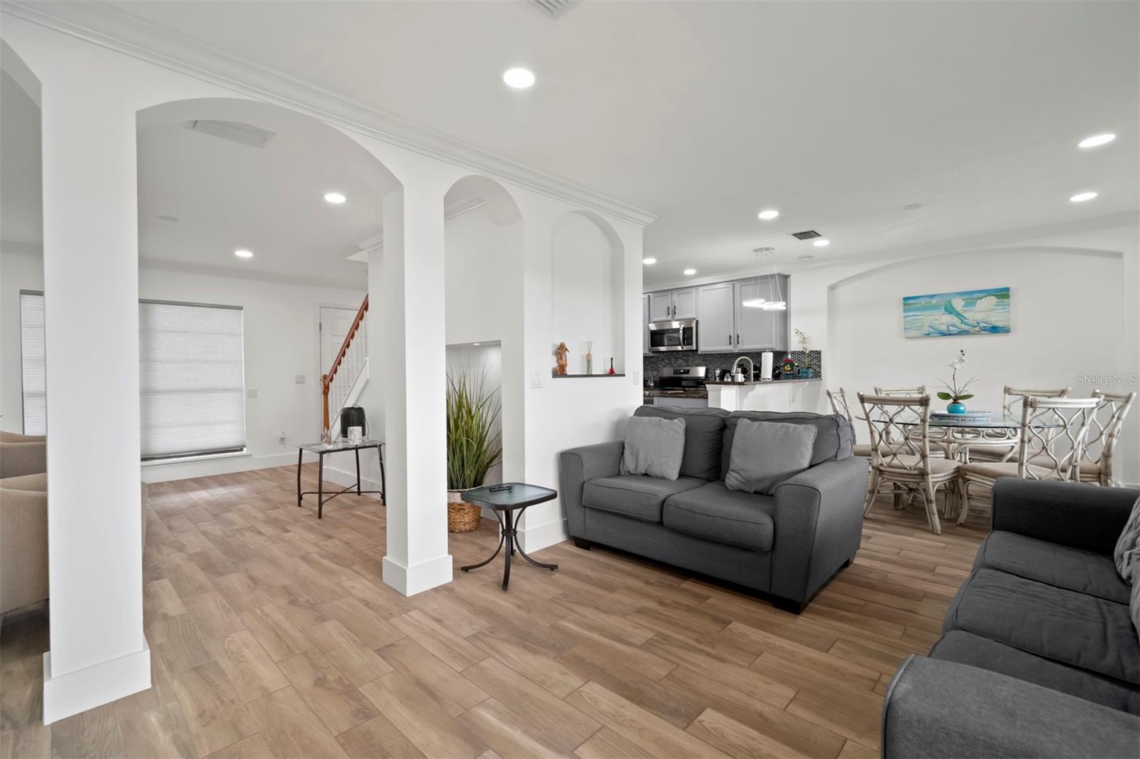 YARDARM CONDO PH I - Residential Lease