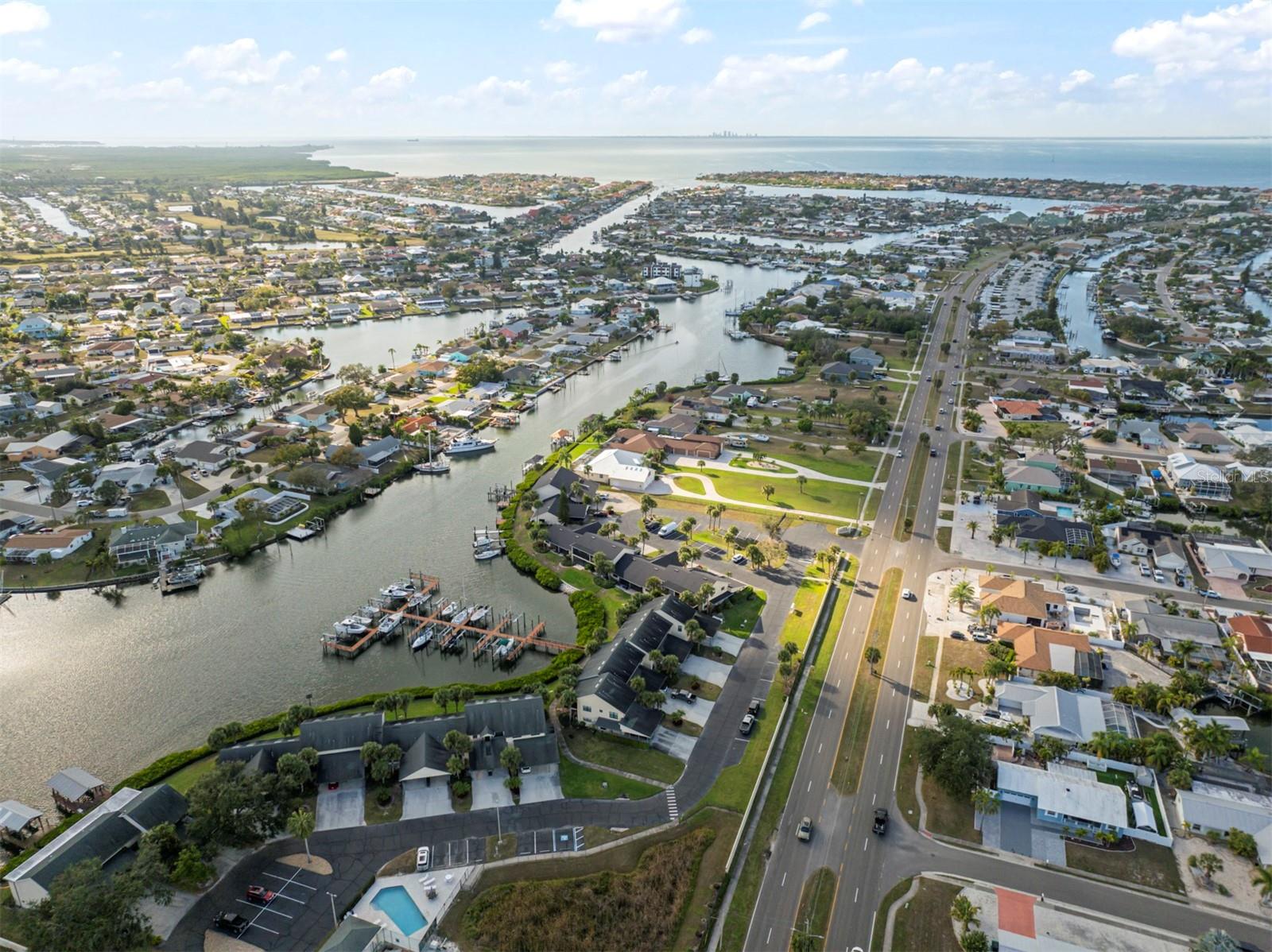 YARDARM CONDO PH I - Residential Lease