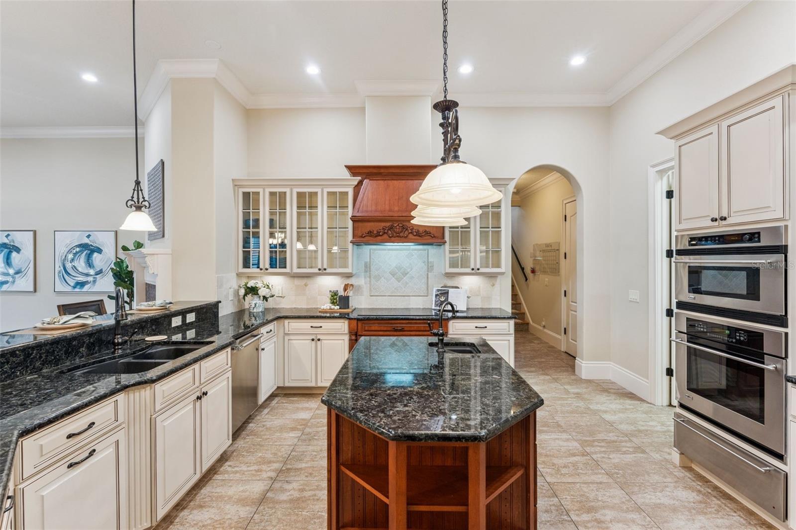 CARLISLE POINT - Residential