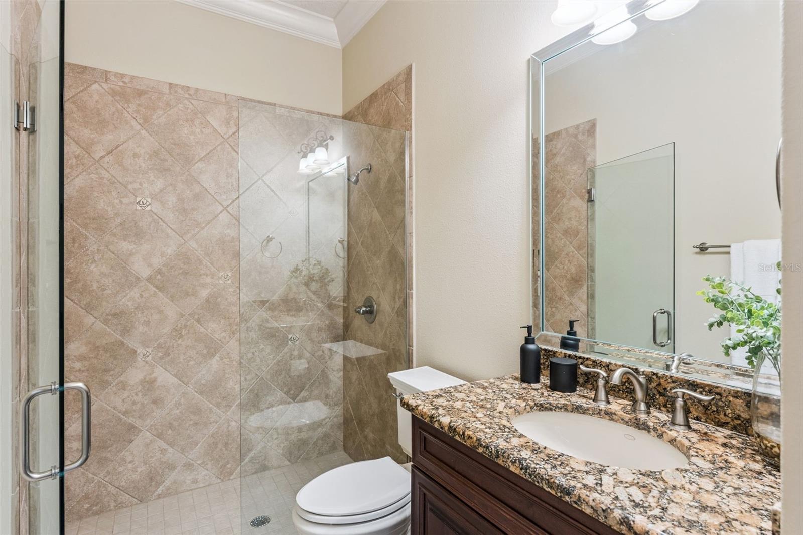 CARLISLE POINT - Residential