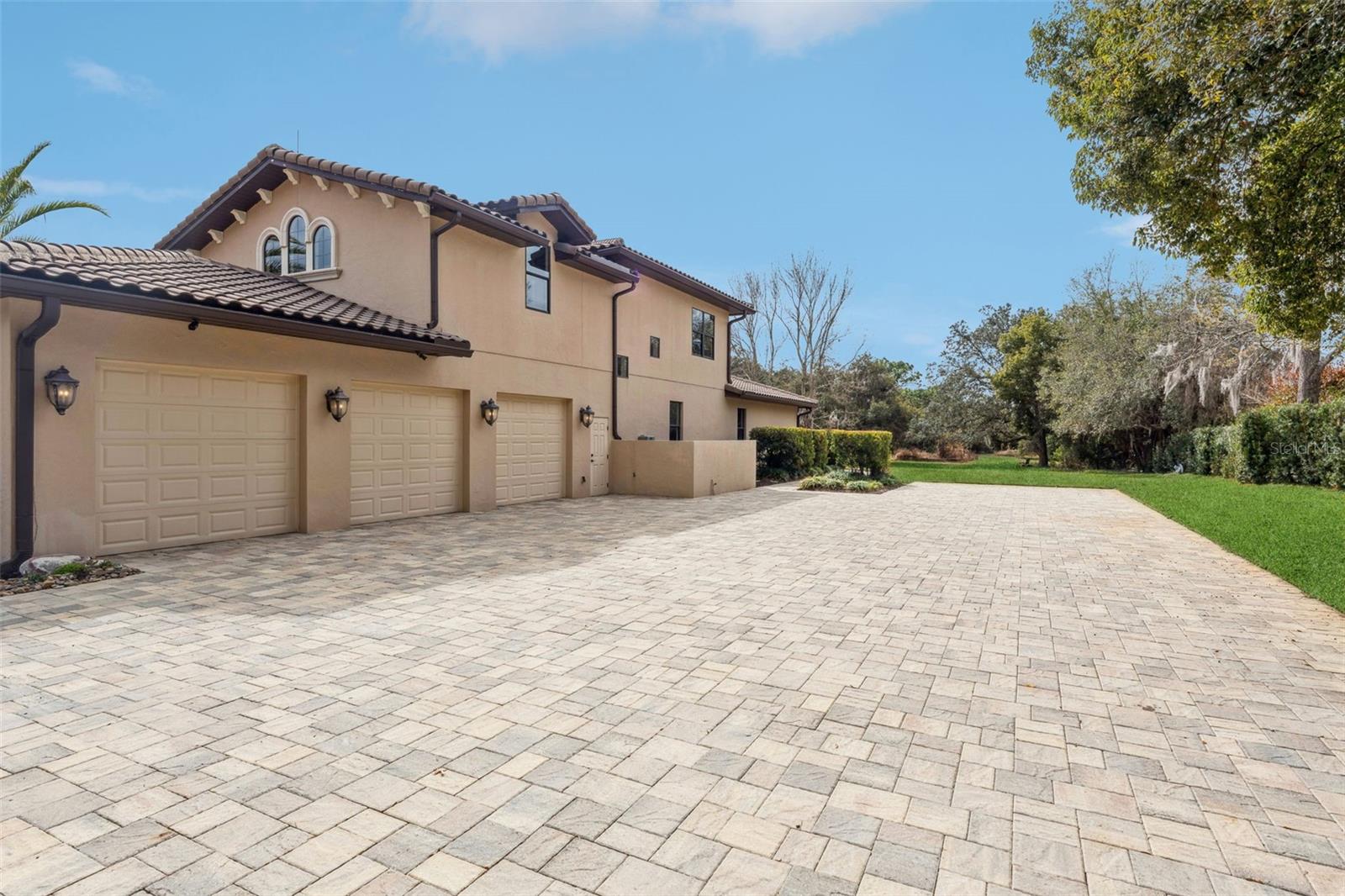 CARLISLE POINT - Residential