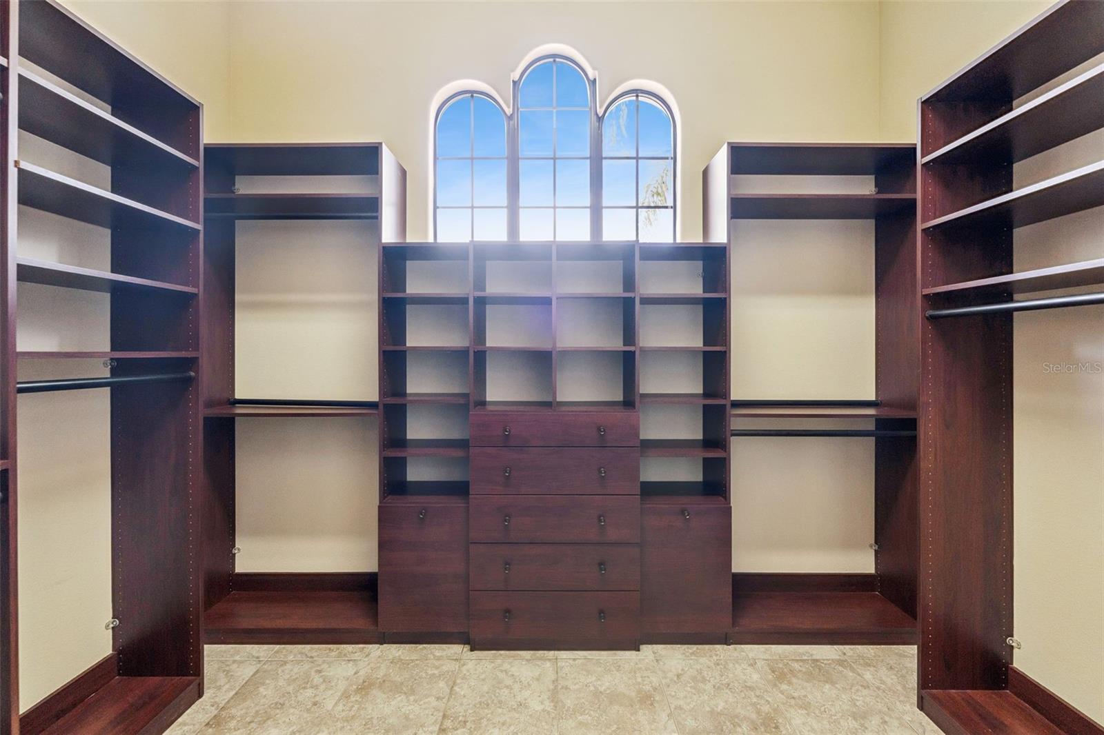 CARLISLE POINT - Residential