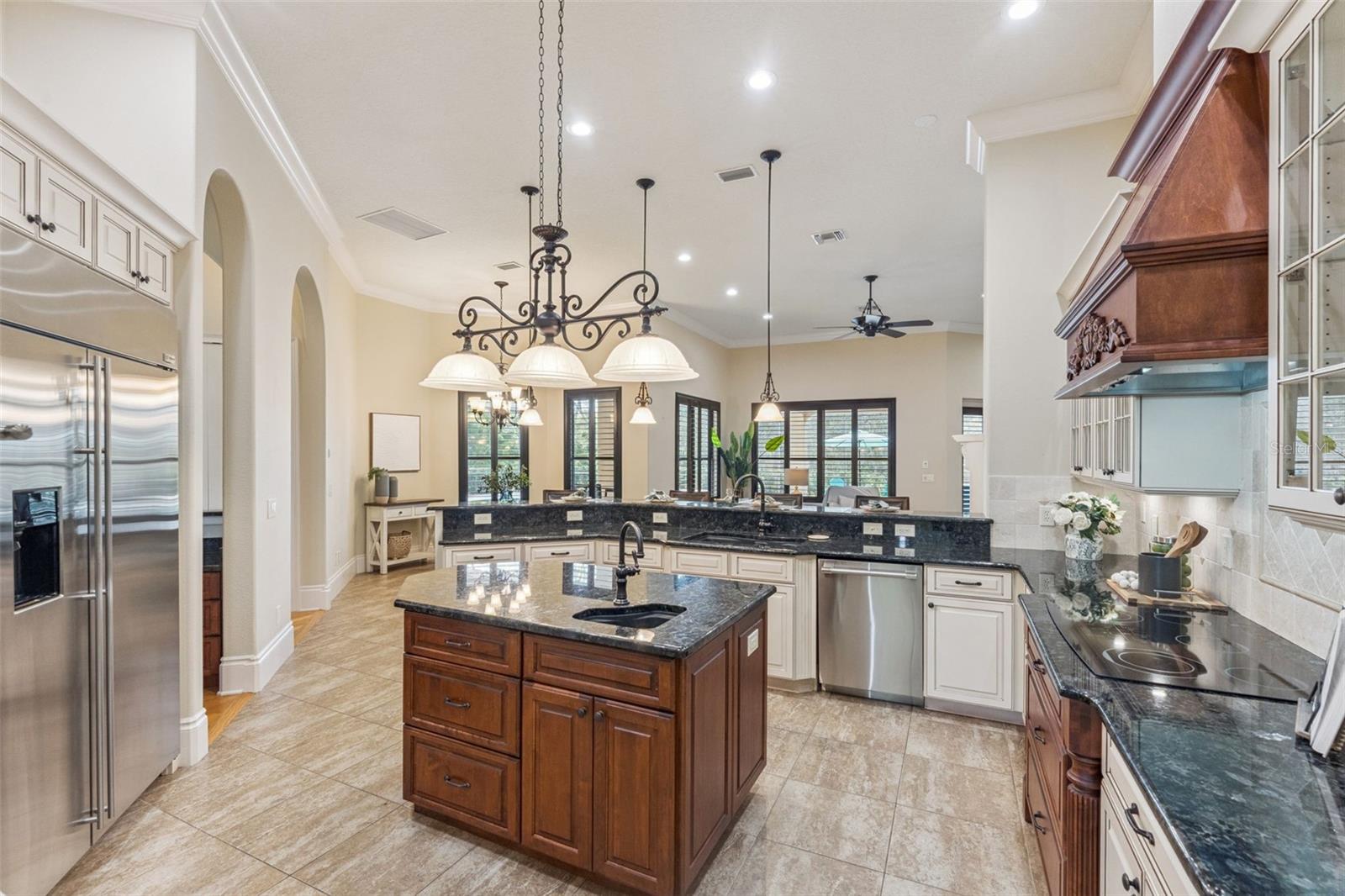 CARLISLE POINT - Residential