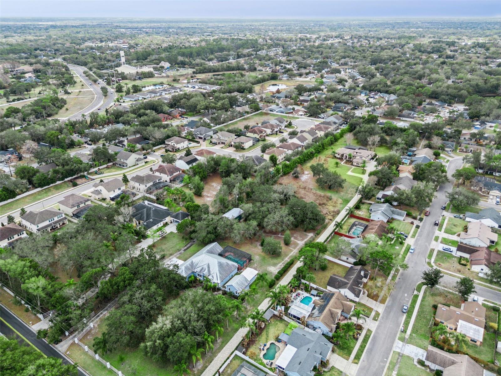 CARLISLE POINT - Residential