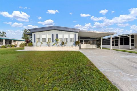 A home in LAKELAND