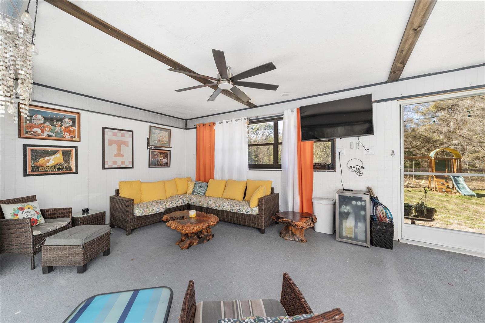 FLORAL ACRES UNREC - Residential