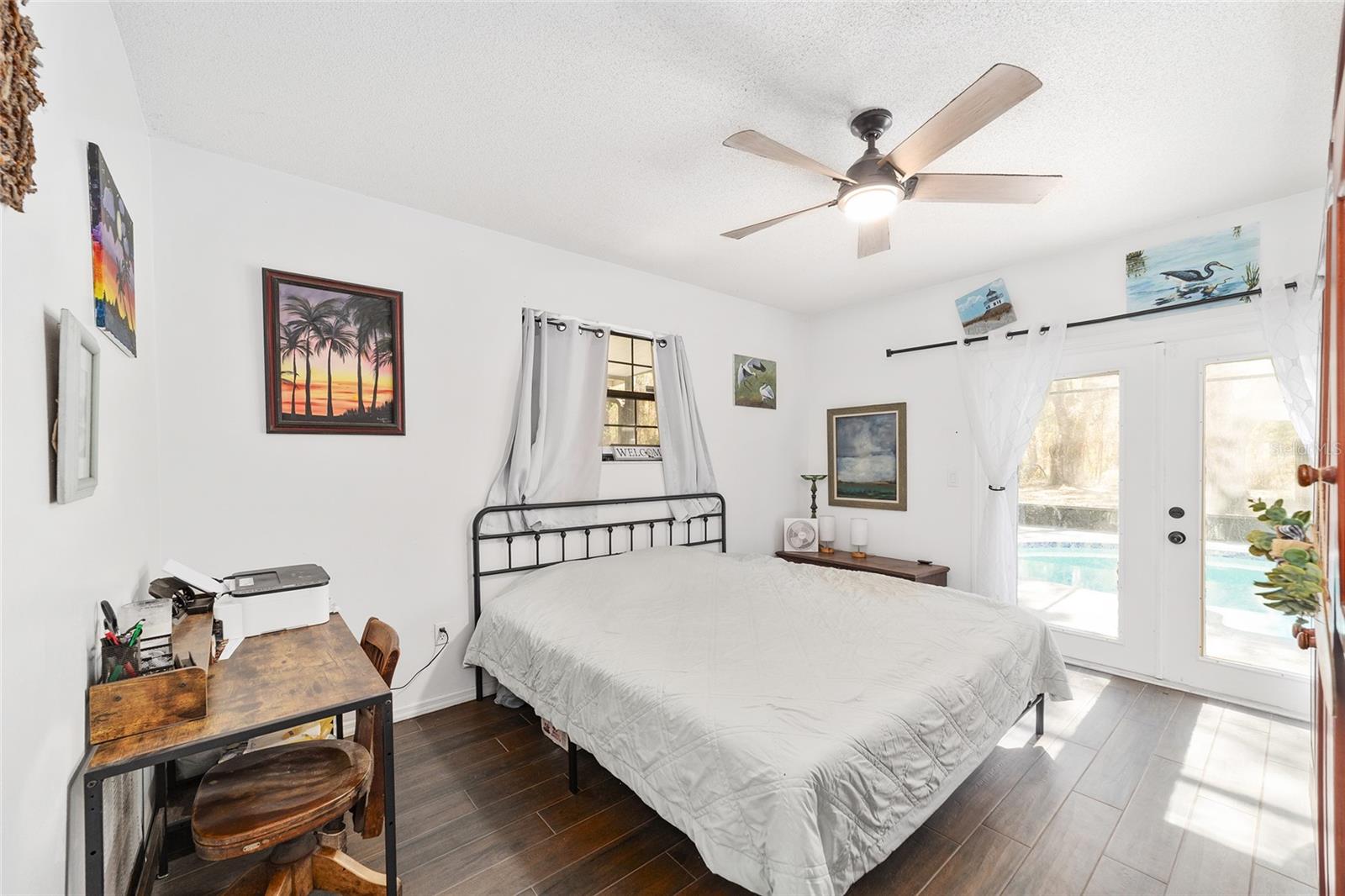 FLORAL ACRES UNREC - Residential