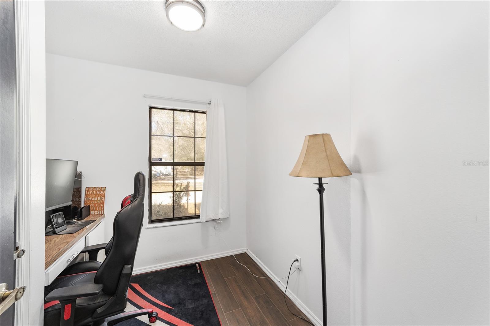 FLORAL ACRES UNREC - Residential