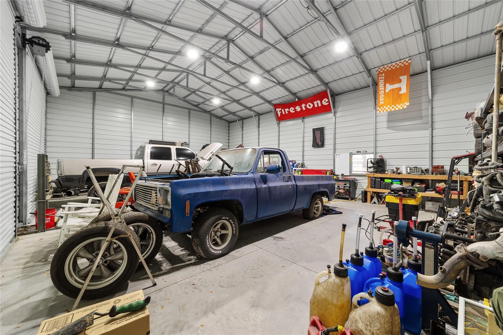 FLORAL ACRES UNREC - Residential