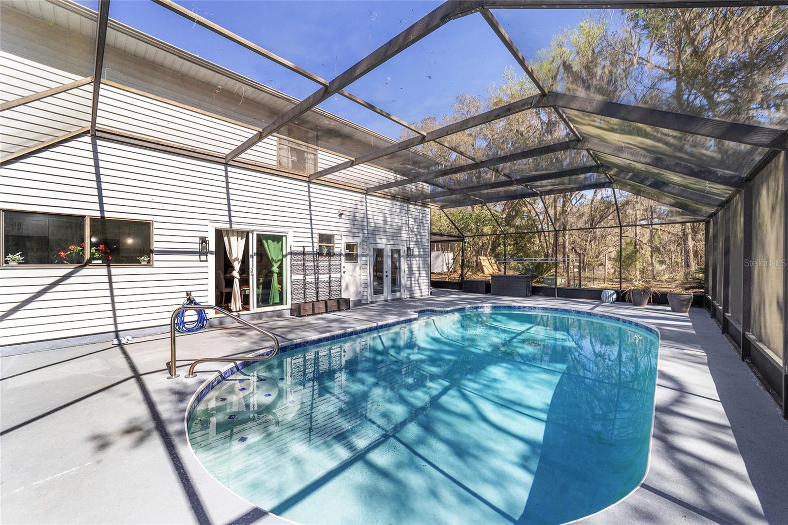 FLORAL ACRES UNREC - Residential